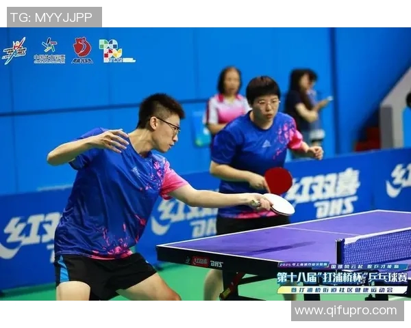 实时新闻乒乓球场上的传奇人生黄秀英的奋斗与荣耀之路